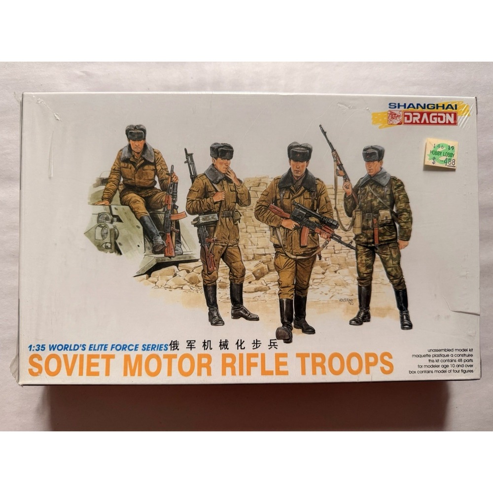 Dragon 3008 Soviet Motor Rifle Troops 1:35 World's Elite Force Model Kit Open